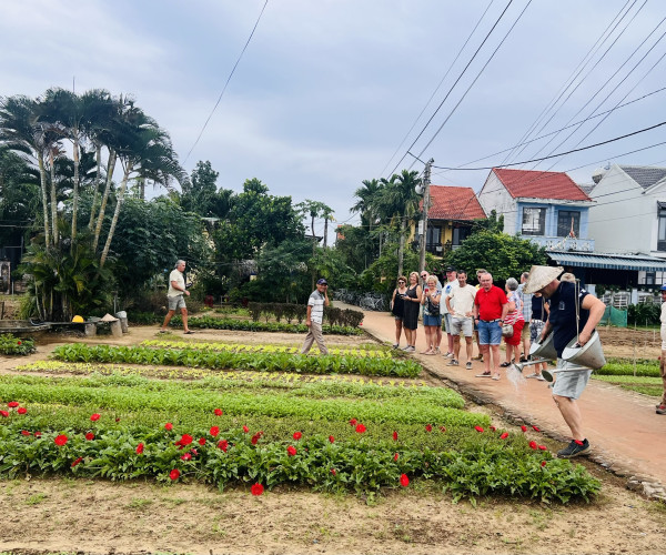 Tra Que Vegetable Village And Thanh Ha Pottery Village Daily Tour, Hoi An